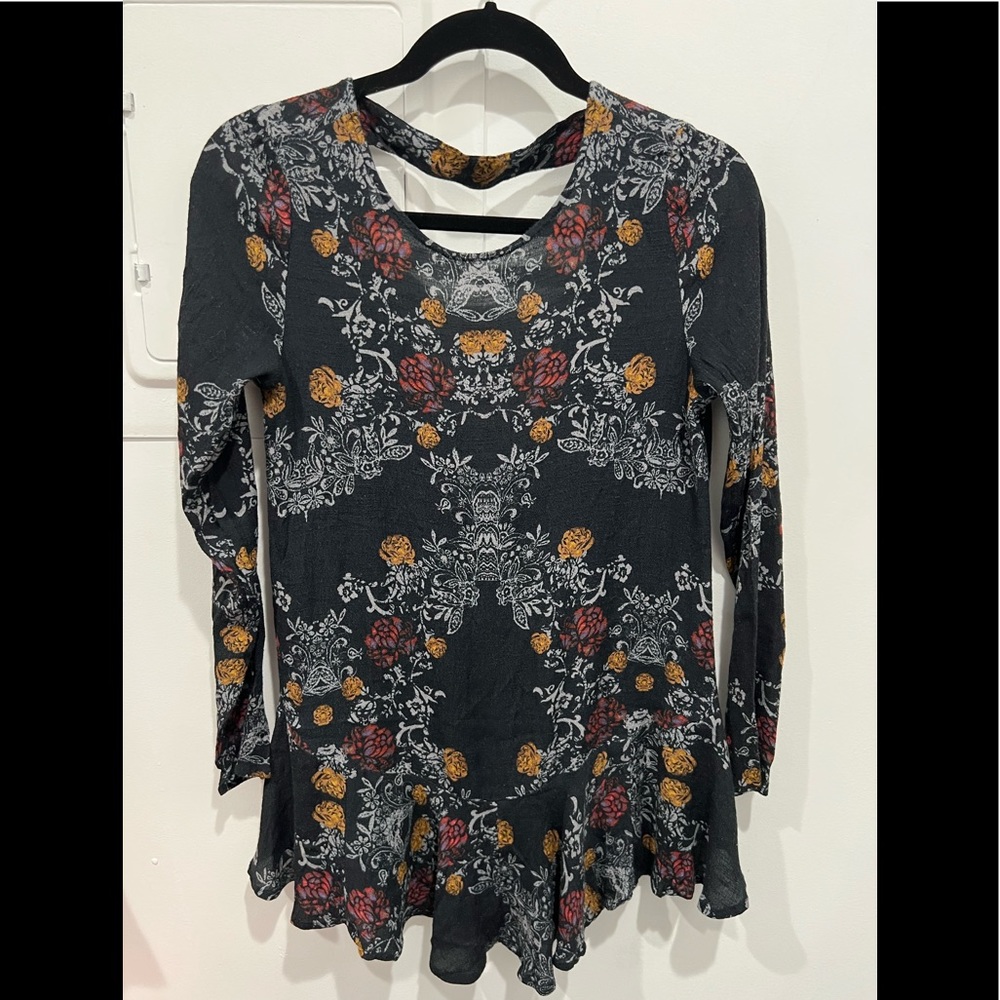 FREE PEOPLE - long sleeve Floral dress